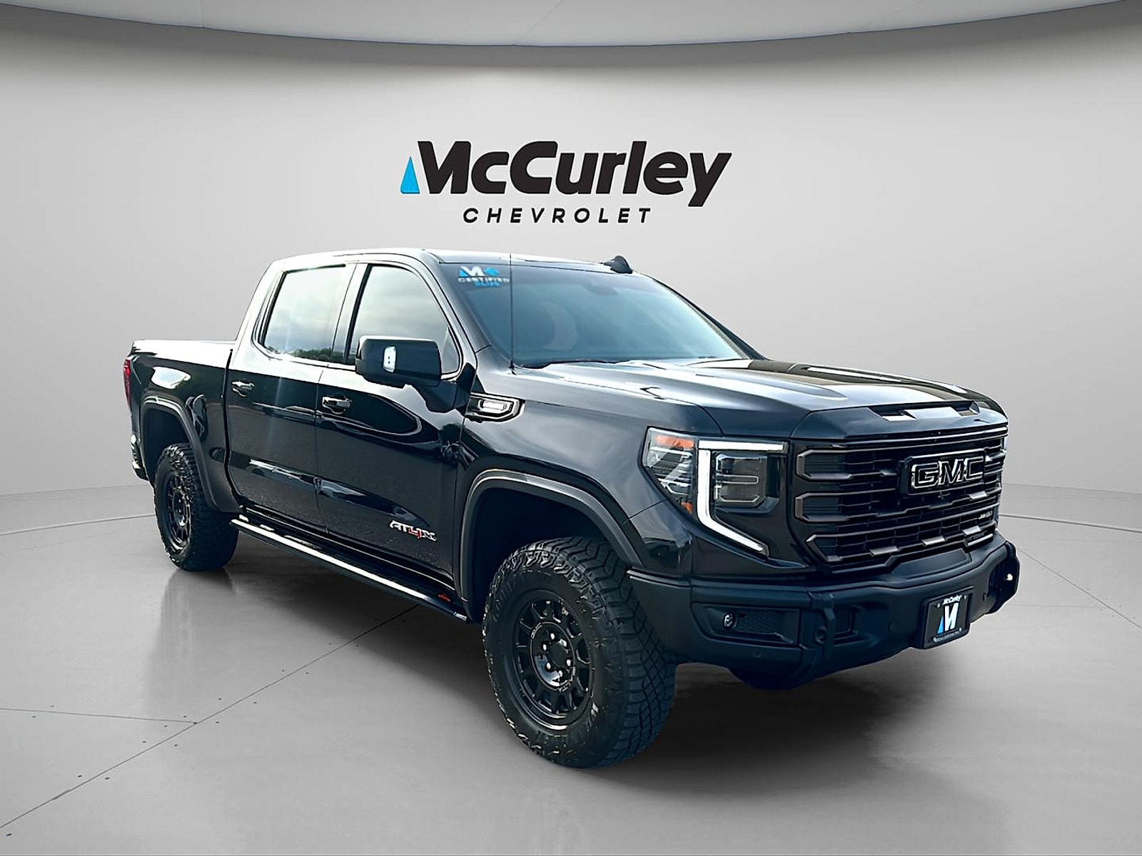 2024 GMC Sierra 4WD Crew Cab Short Box AT4X's photo