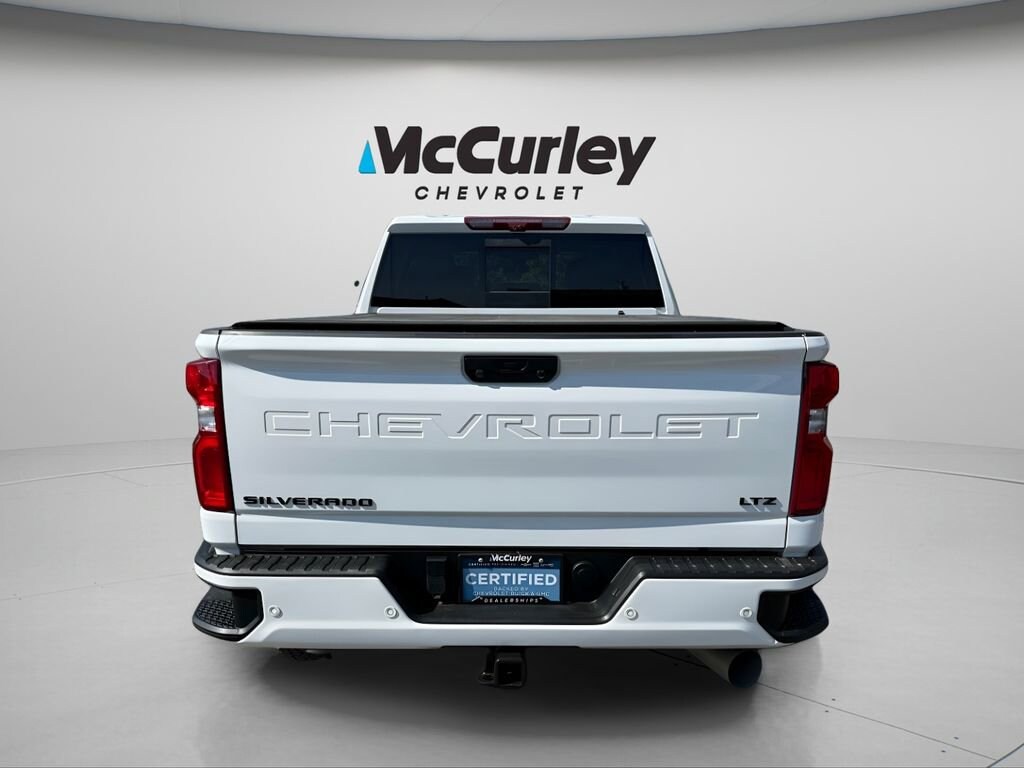 2022 Chevrolet Silverado 3500HD LTZ photo 4