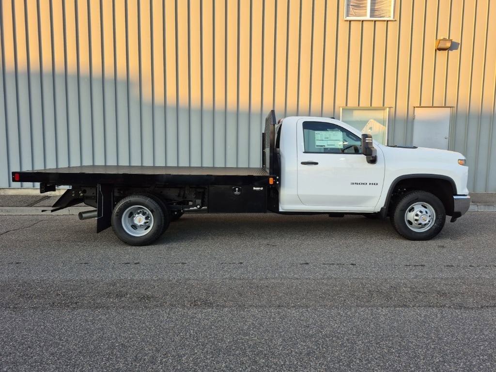 New 2025 Chevrolet Silverado 3500 HD Chassis Cab Work Truck Truck