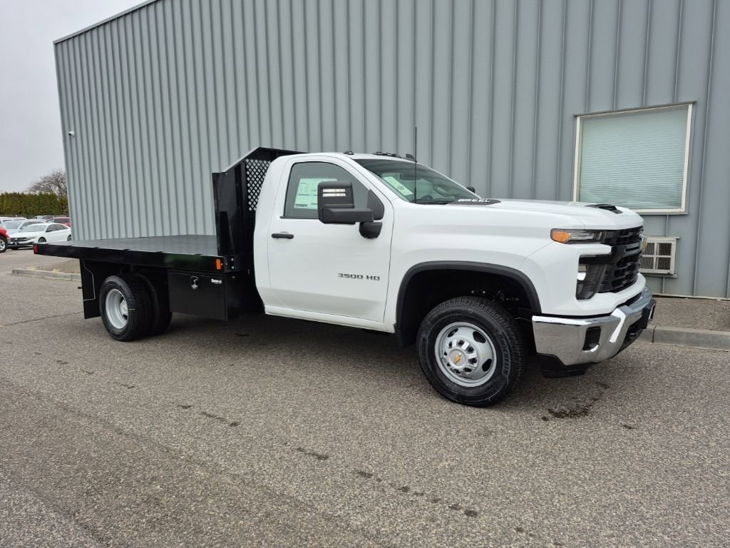 New 2025 Chevrolet Silverado 3500 HD Chassis Cab Work Truck Truck