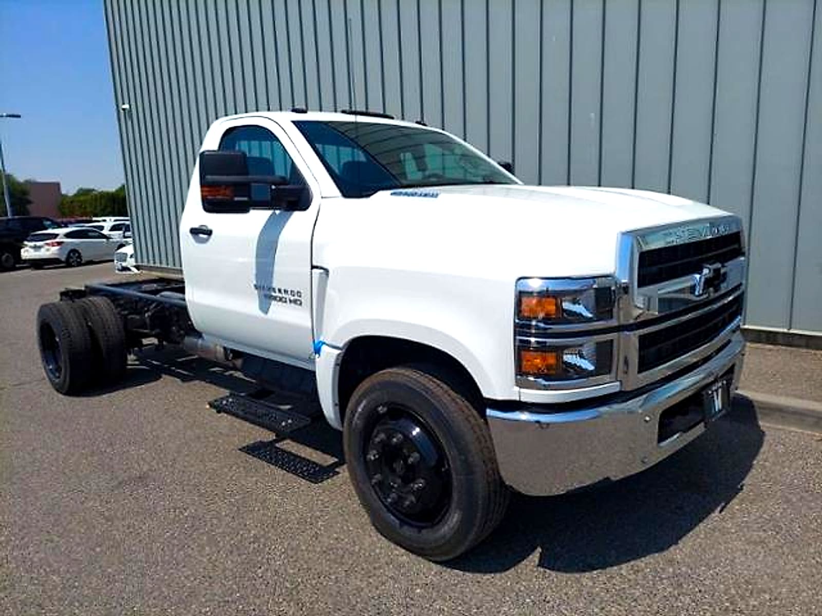 2024 Chevrolet Silverado 4500 Medium Duty Chassis Cab Work Truck's photo