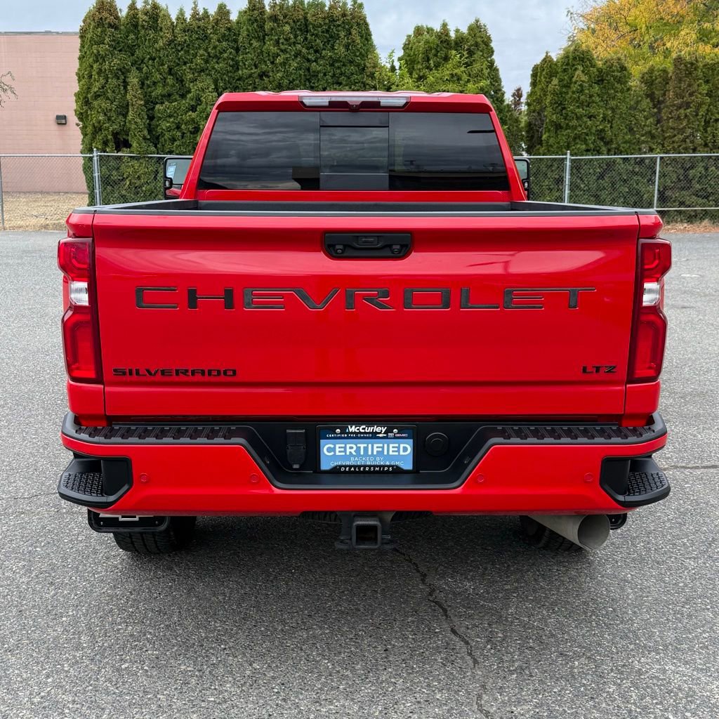 2022 Chevrolet Silverado 3500HD LTZ photo 4
