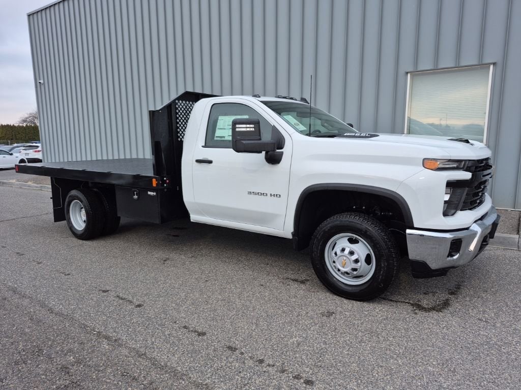 New 2025 Chevrolet Silverado 3500 HD Chassis Cab Work Truck Truck