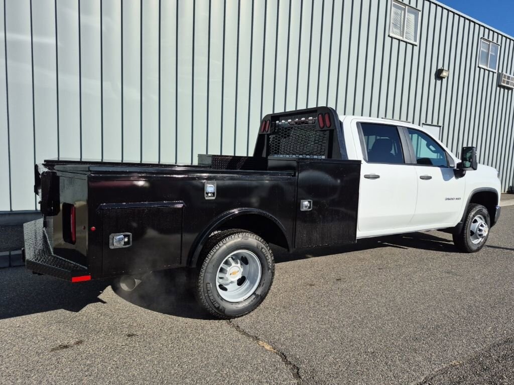 New 2025 Chevrolet Silverado 3500 HD Chassis Cab Work Truck Truck