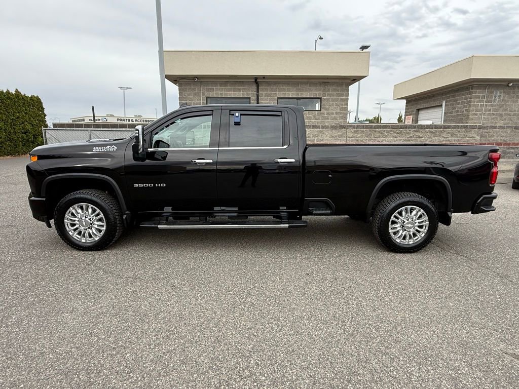 2020 Chevrolet Silverado 3500HD High Country photo 2