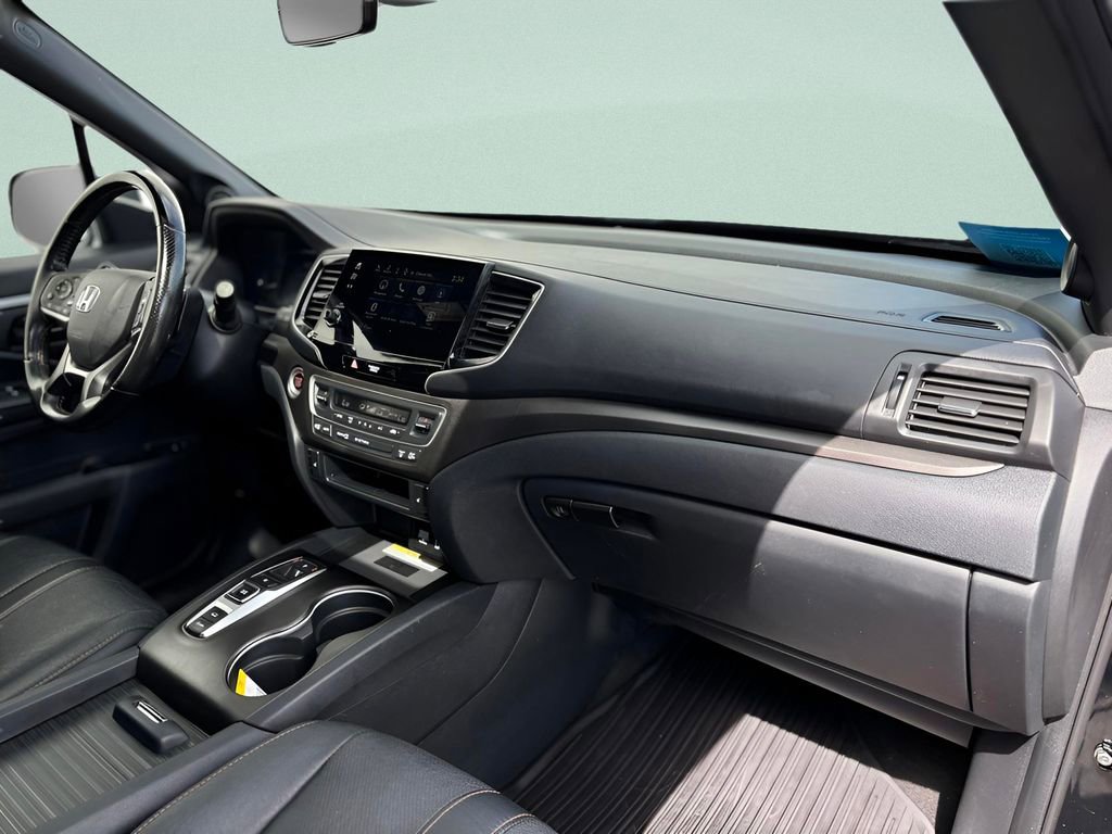 2022 Honda Passport TrailSport photo 2