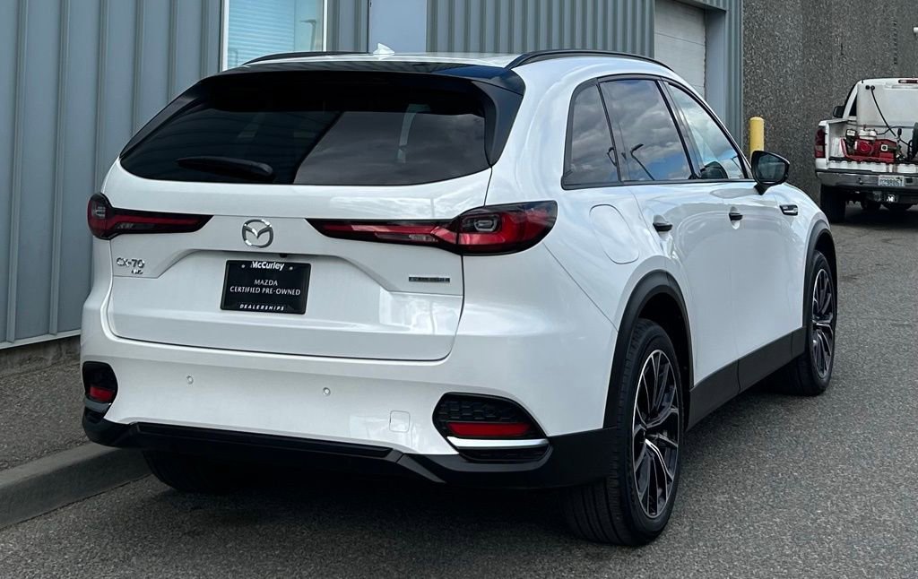 2025 Mazda CX-70 Premium Plus photo 2
