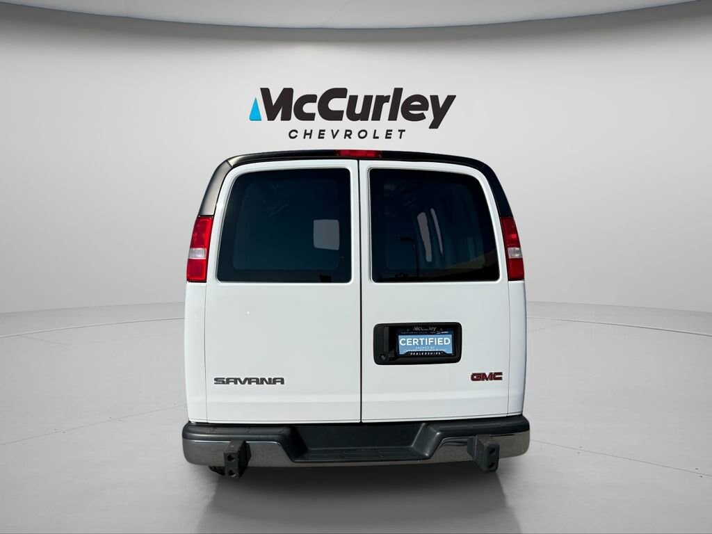 2023 Gmc Savana Cargo 2500 photo 3