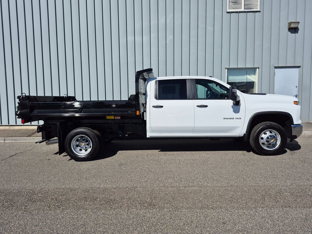 2025 Chevrolet Silverado 3500HD Work Truck photo 2