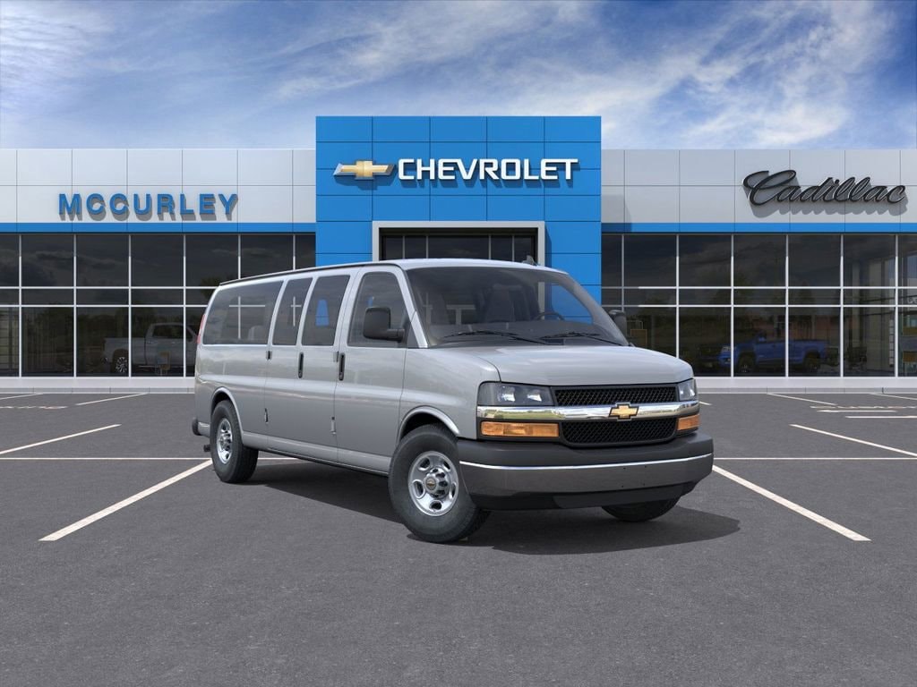 2025 Chevrolet Express Passenger LS's photo