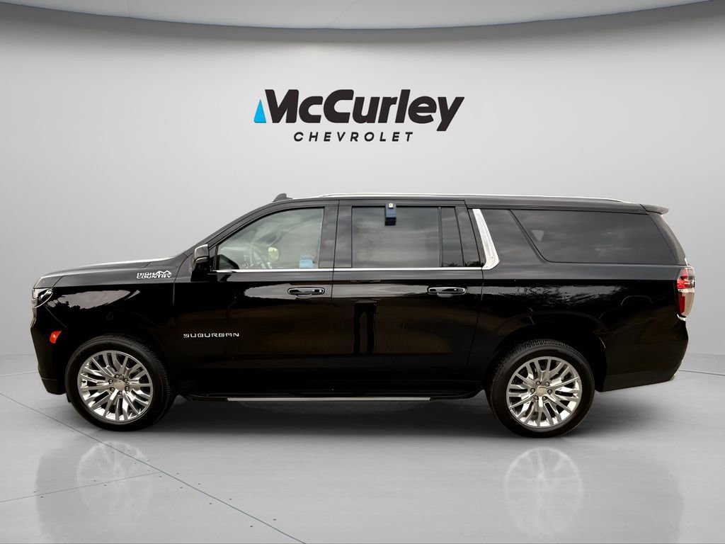 2024 Chevrolet Suburban High Country photo 2