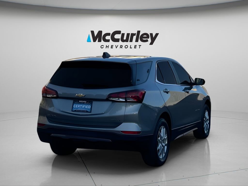 2024 Chevrolet Equinox LT photo 3