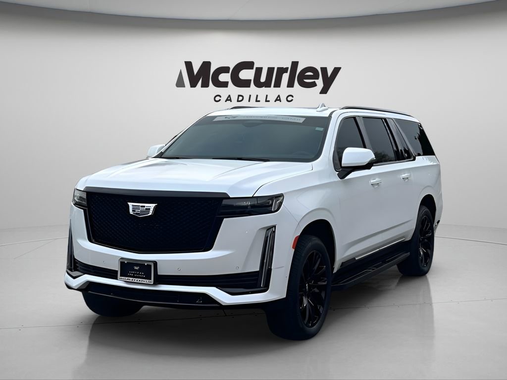 2024 Cadillac Escalade ESV Sport Platinum's photo