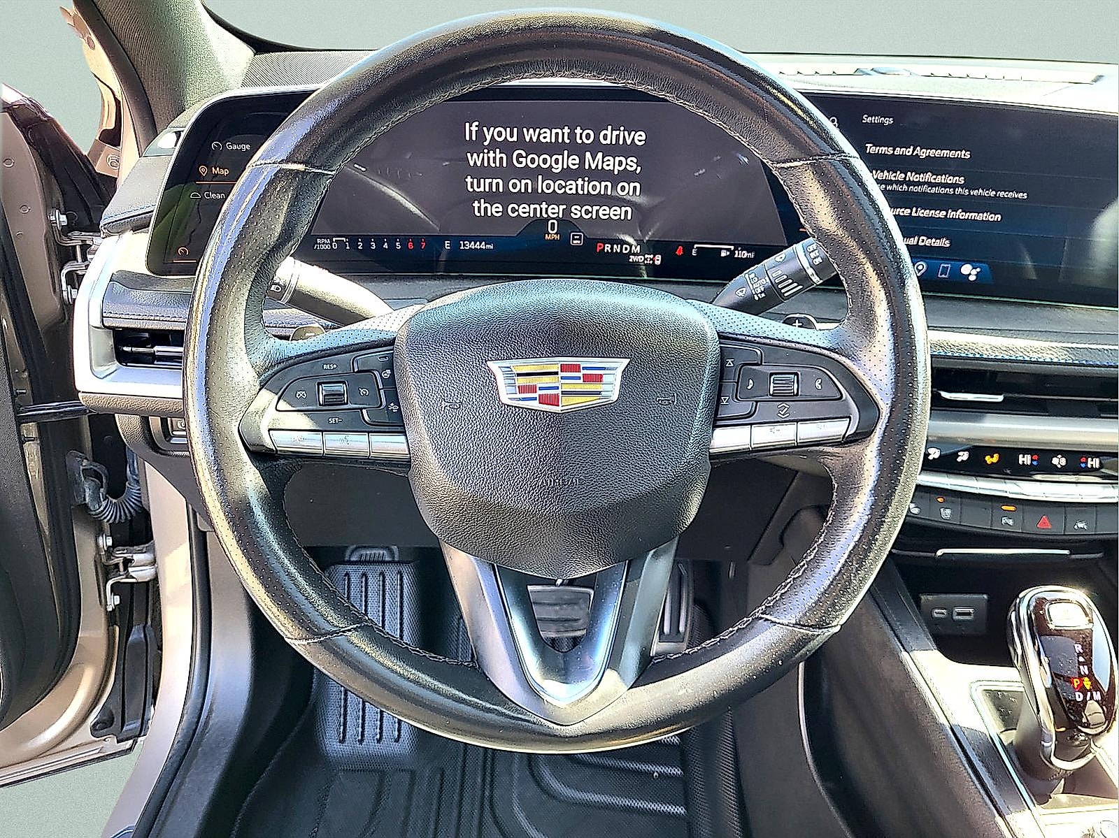 2024 Cadillac XT4 Sport - Photo 18