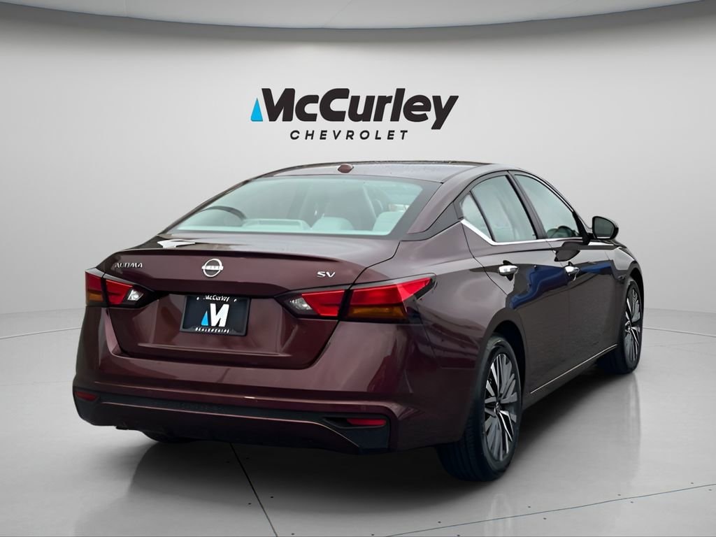 Used 2024 Nissan Altima 2.5 SV Sedan