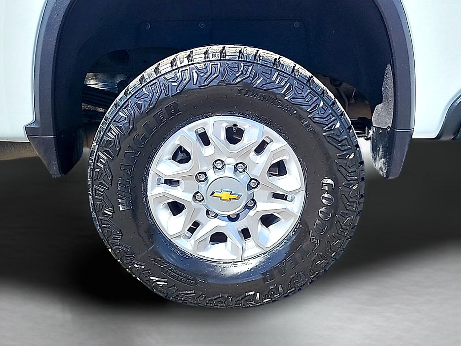 2024 Chevrolet Silverado 2500HD LTZ - Photo 9