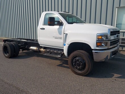 2024 Chevrolet Silverado 5500 HD Work Truck Truck