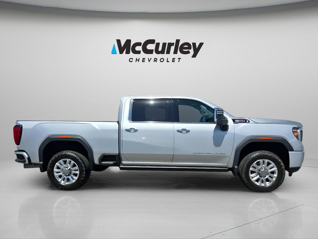 2022 Gmc Sierra 3500 HD Denali photo 2