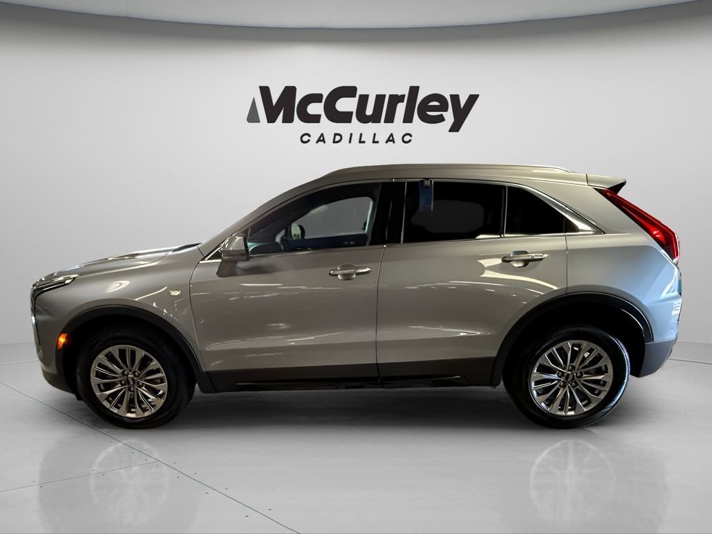 2024 Cadillac XT4 Premium Luxury photo 2