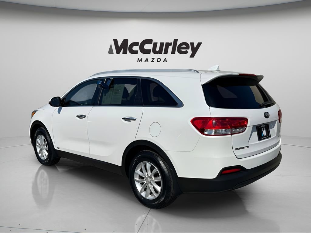 2018 Kia Sorento LX photo 3