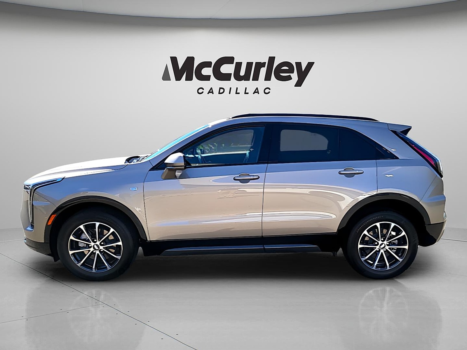 2024 Cadillac XT4 Sport - Photo 4