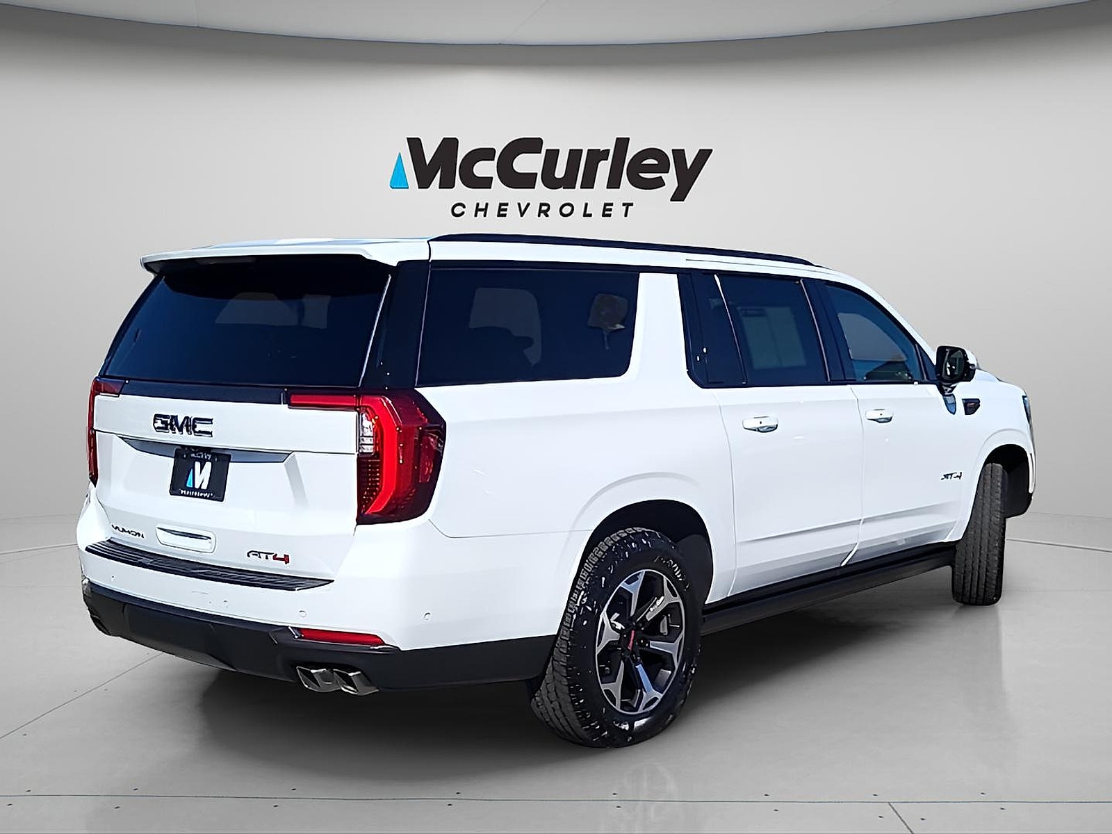 2025 GMC Yukon XL AT4 Ultimate - Photo 7