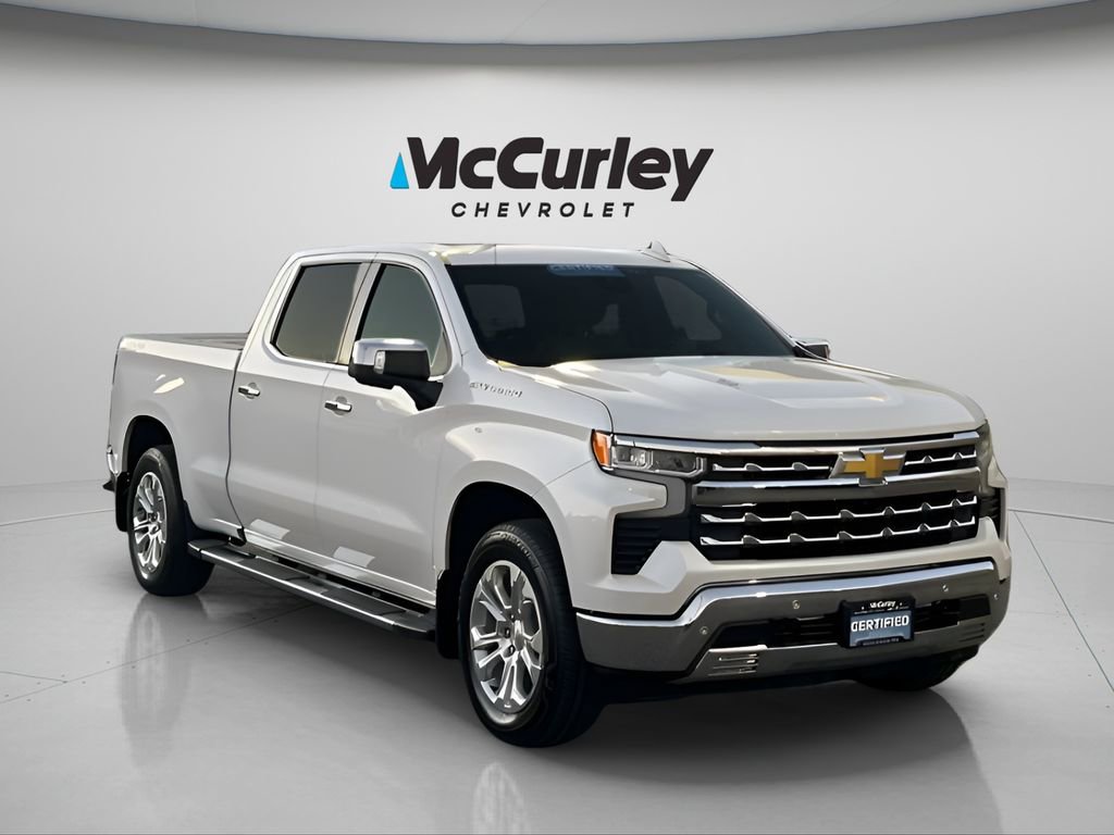 2023 Chevrolet Silverado 1500 LTZ's photo