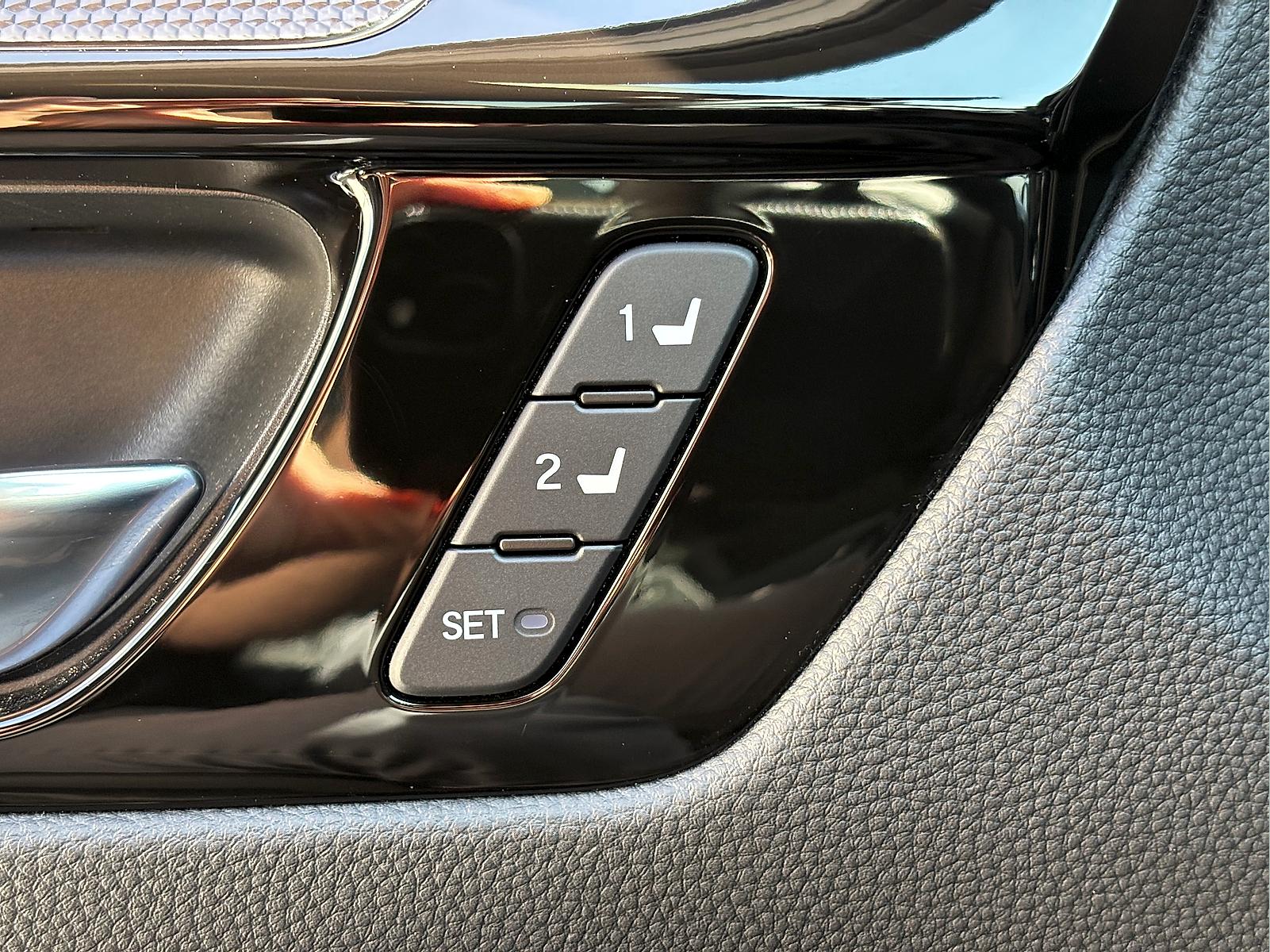 2025 Honda CR-V Sport Touring - Photo 17