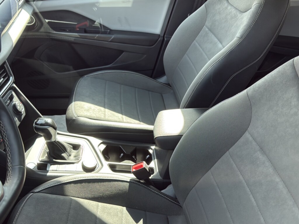 Used 2022 Volkswagen Taos 1.5T SE SUV