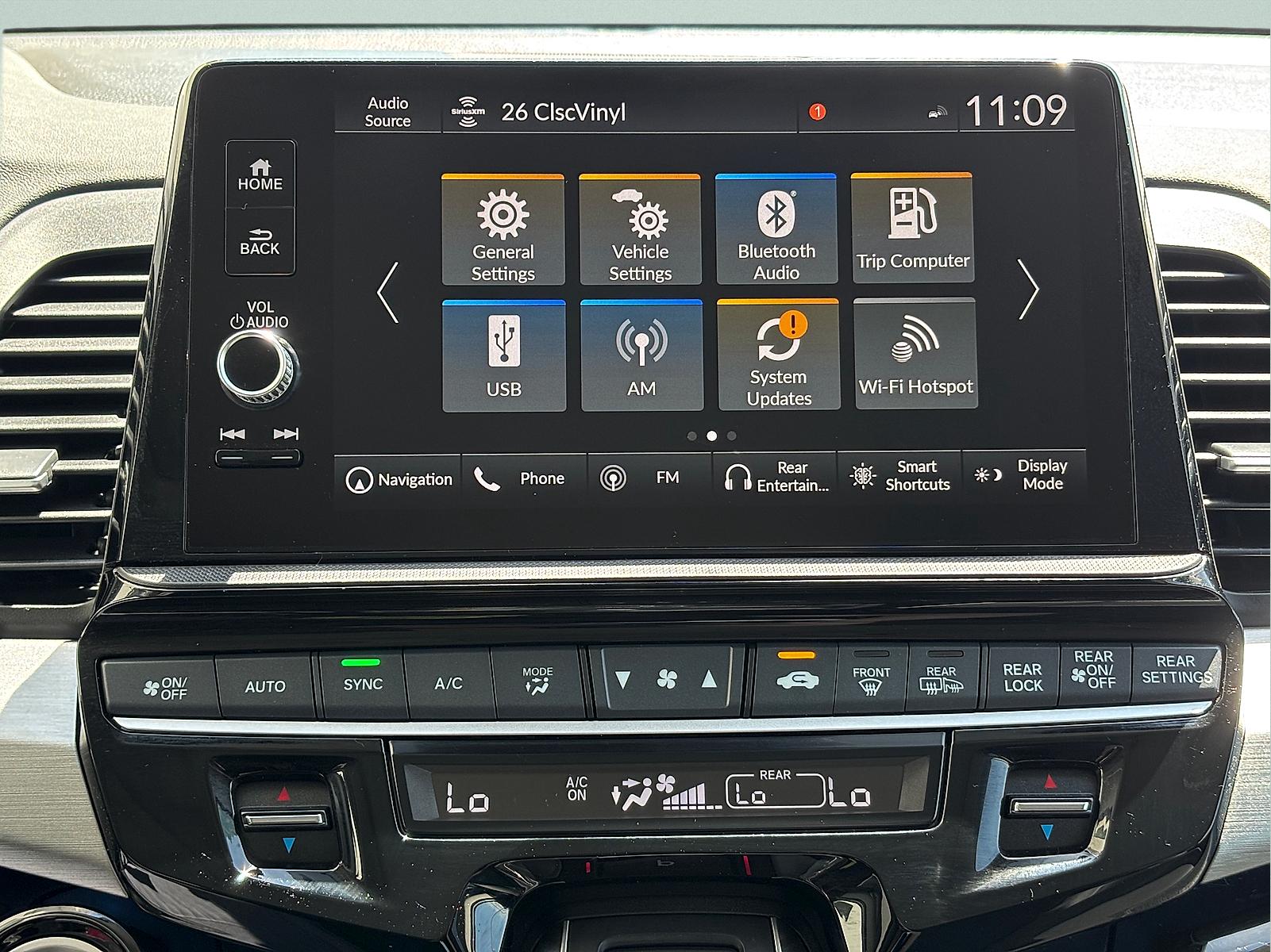 2026 Honda Odyssey Touring - Photo 25