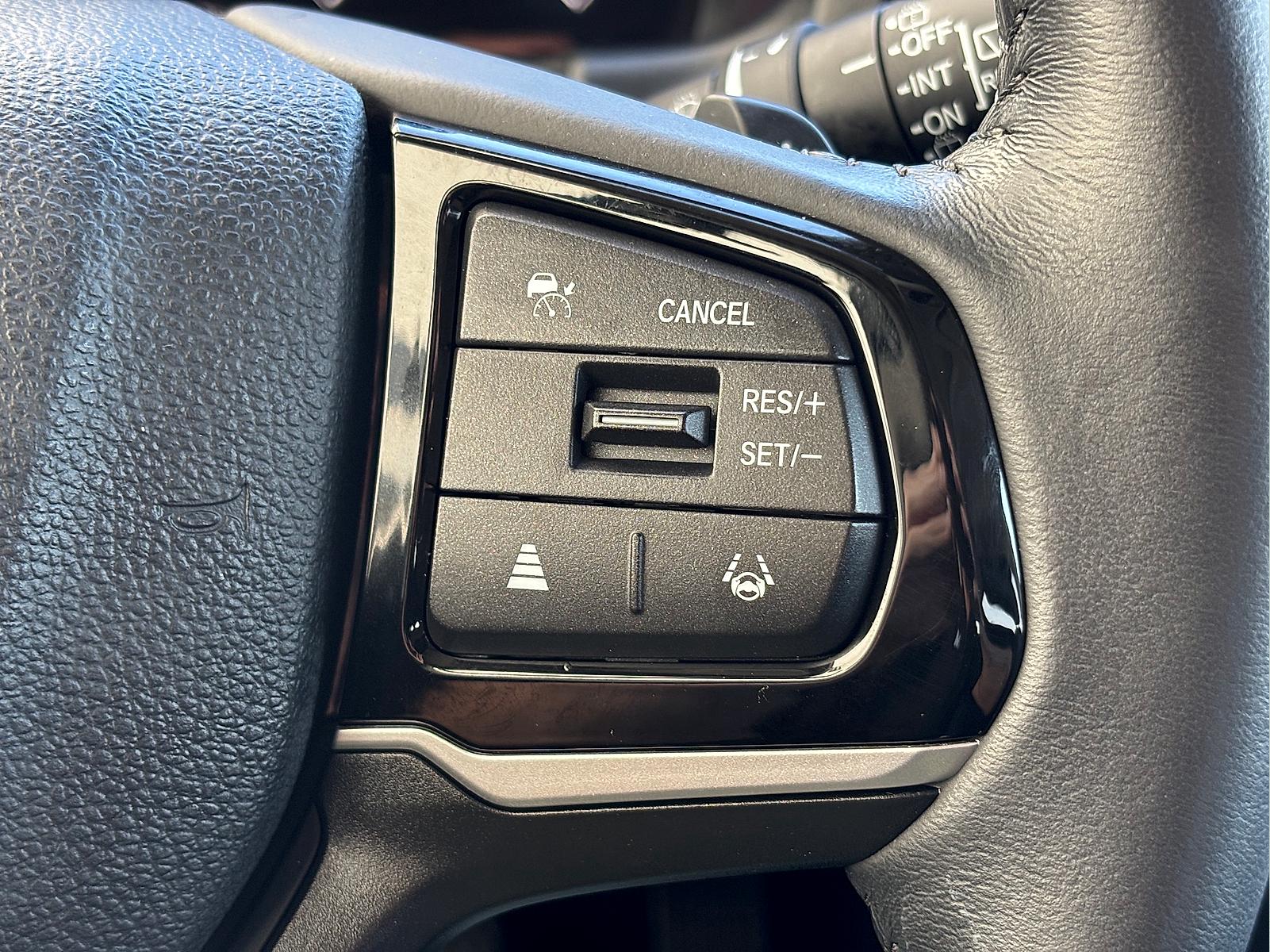 2025 Honda Odyssey EX-L - Photo 34