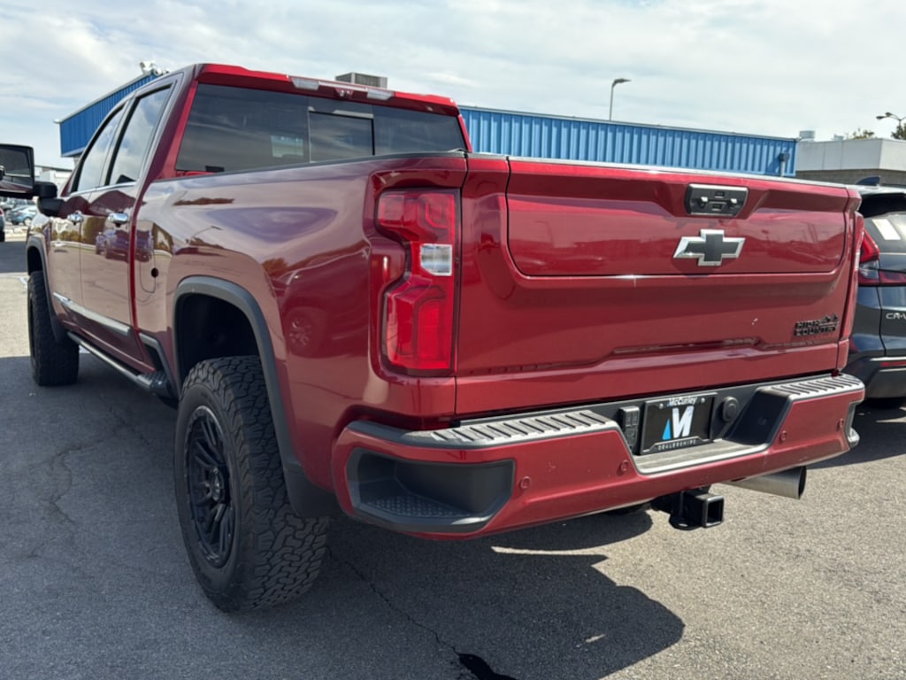 Used 2024 Chevrolet Silverado 2500 HD High Country Truck Crew Cab