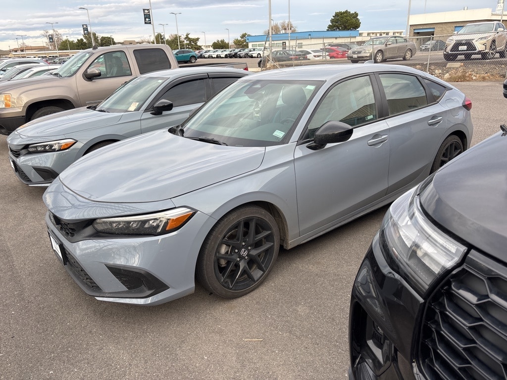 2024 Honda Civic Hatchback Sport's photo