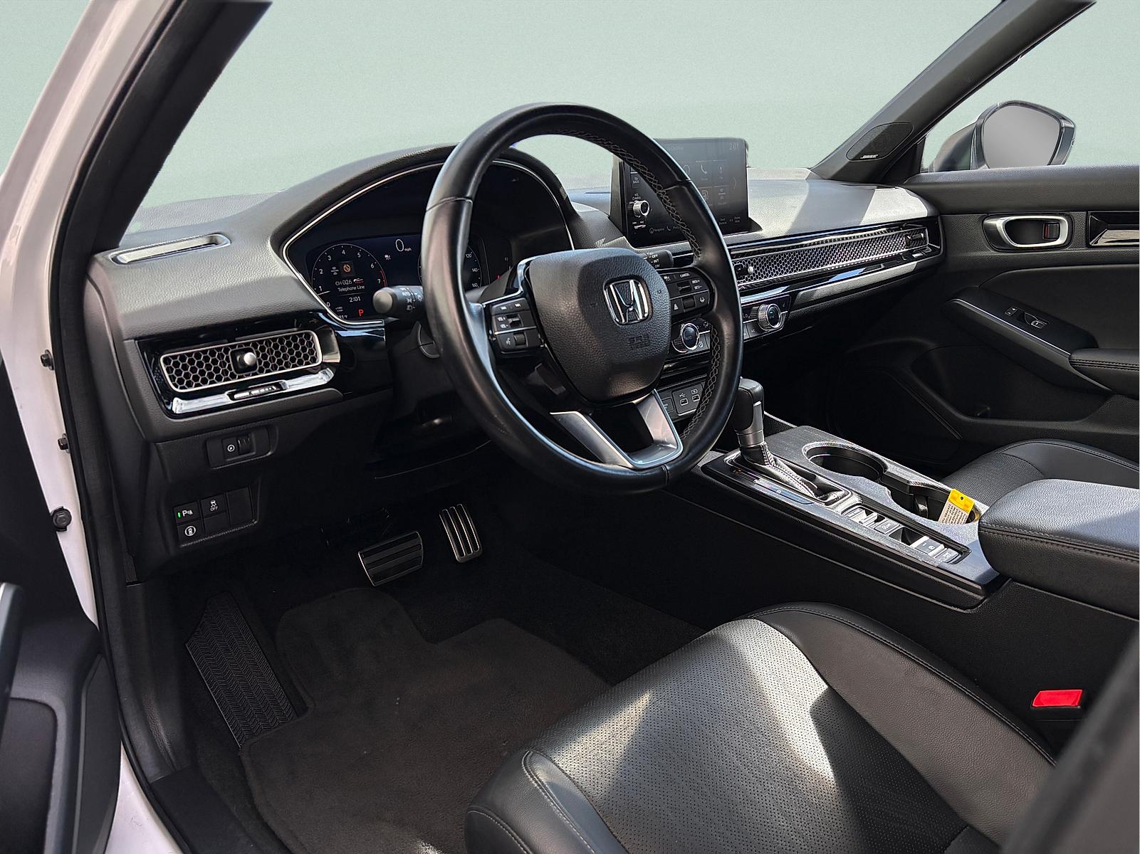 2024 Honda Civic Hatchback Sport Touring - Photo 14