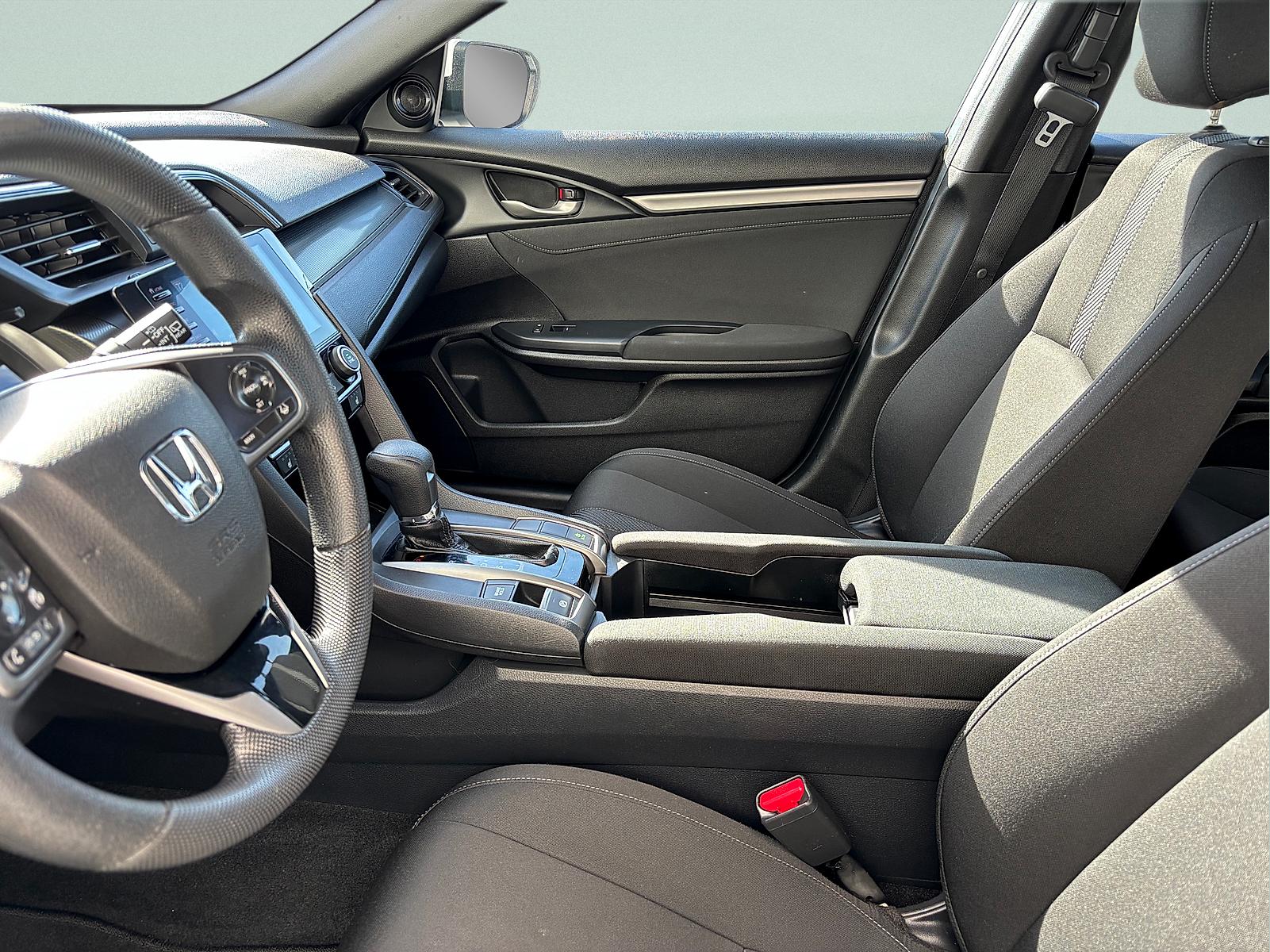 2019 Honda Civic Hatchback EX - Photo 15