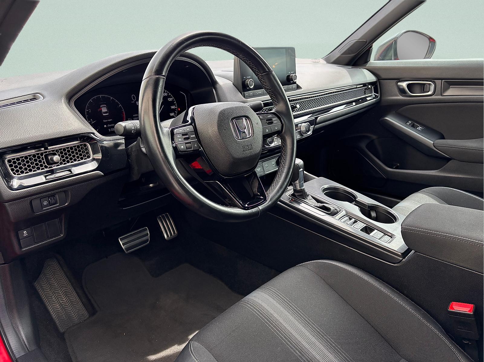 2025 Honda Civic Sport - Photo 13
