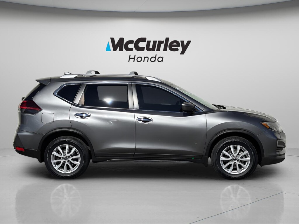 Used 2020 Nissan Rogue SV SUV