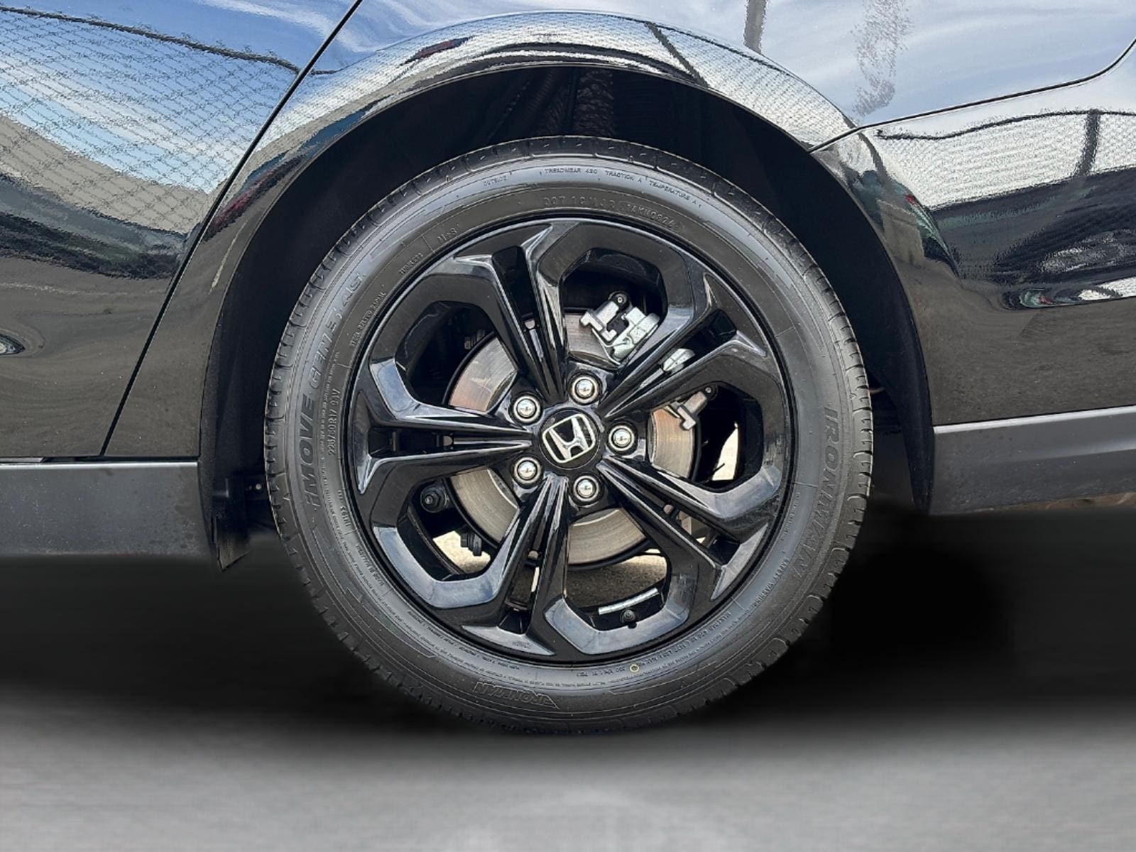 2025 Honda Accord SE - Photo 12