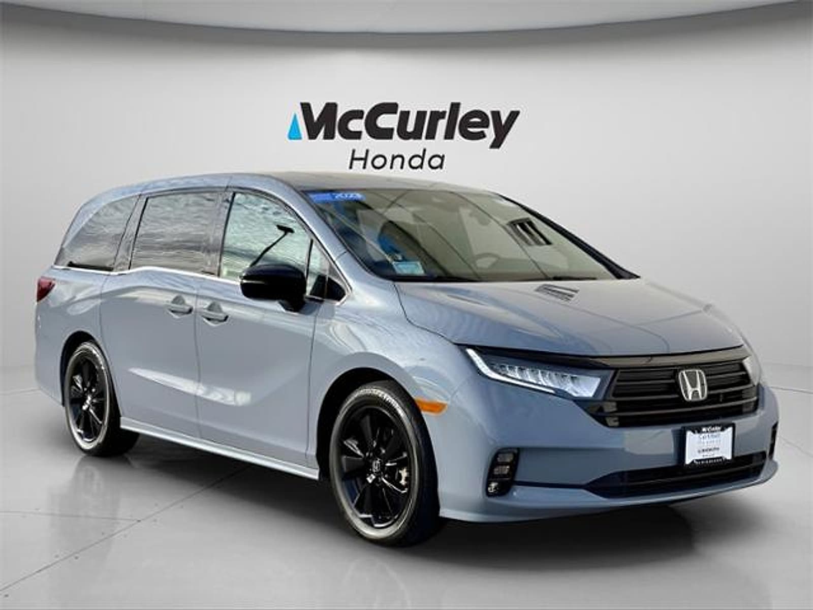 2023 Honda Odyssey SPORT's photo
