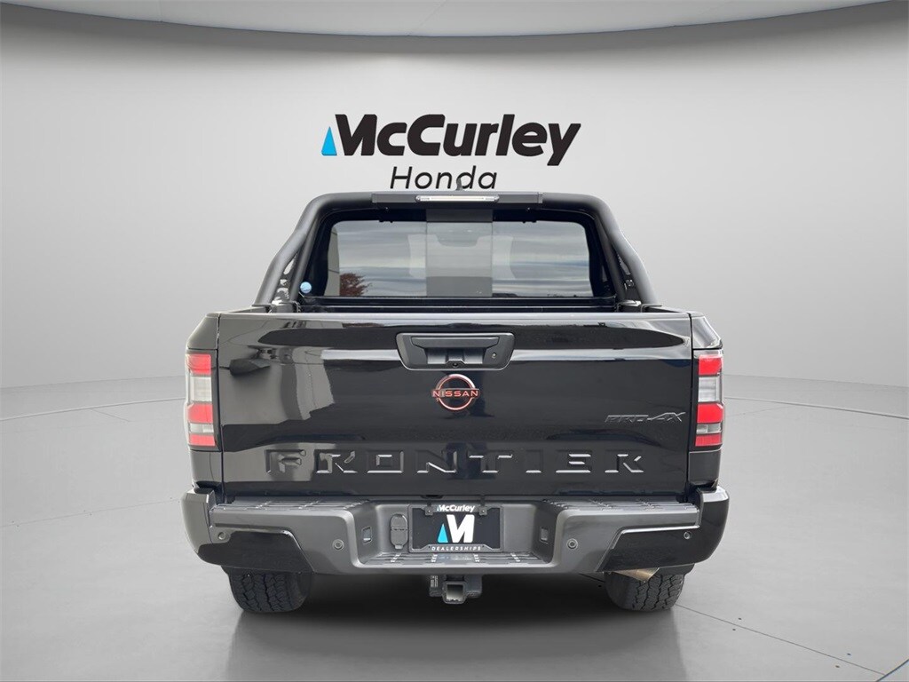 2023 Nissan Frontier PRO-4X photo 3