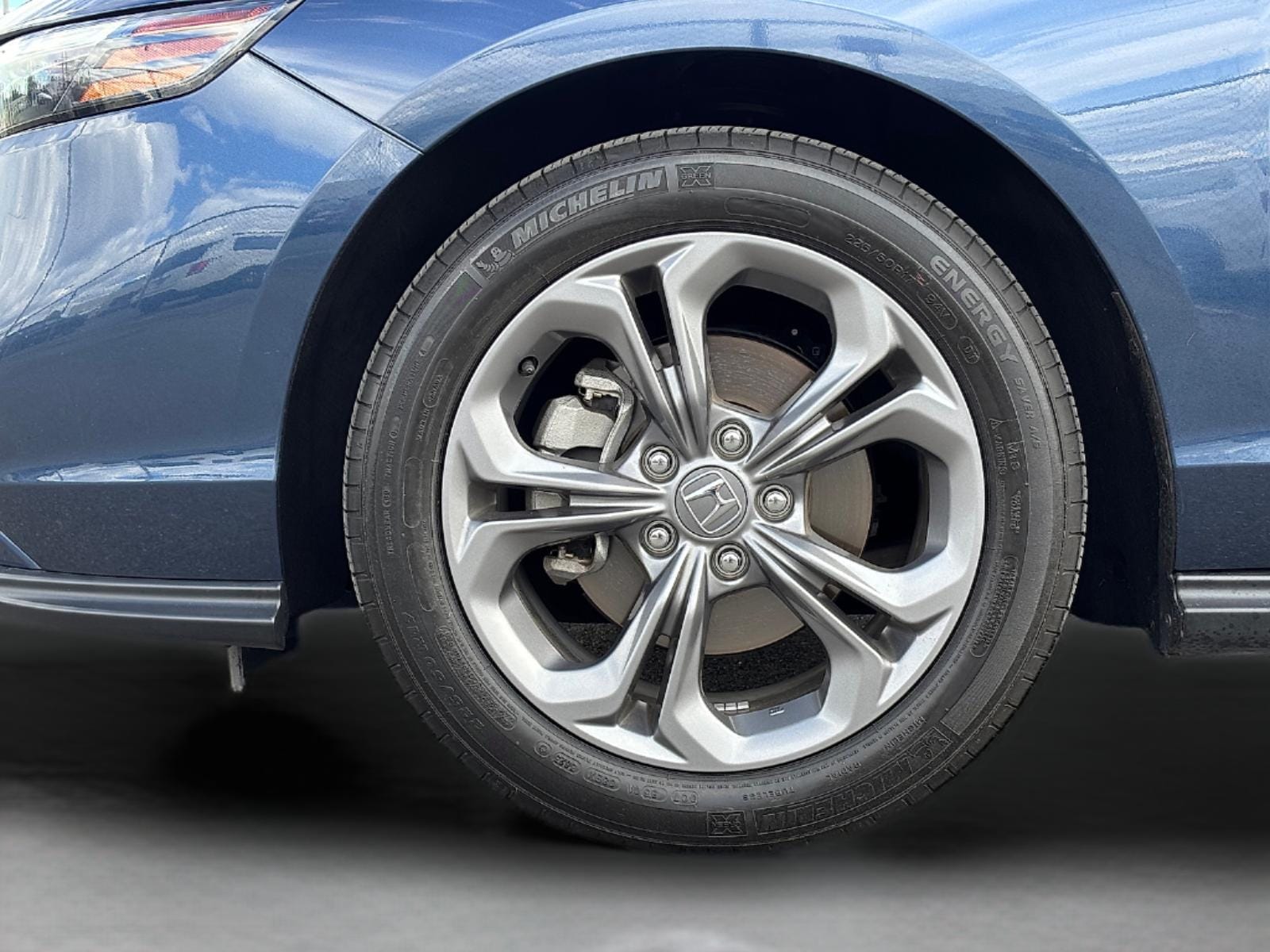 2024 Honda Accord EX - Photo 11
