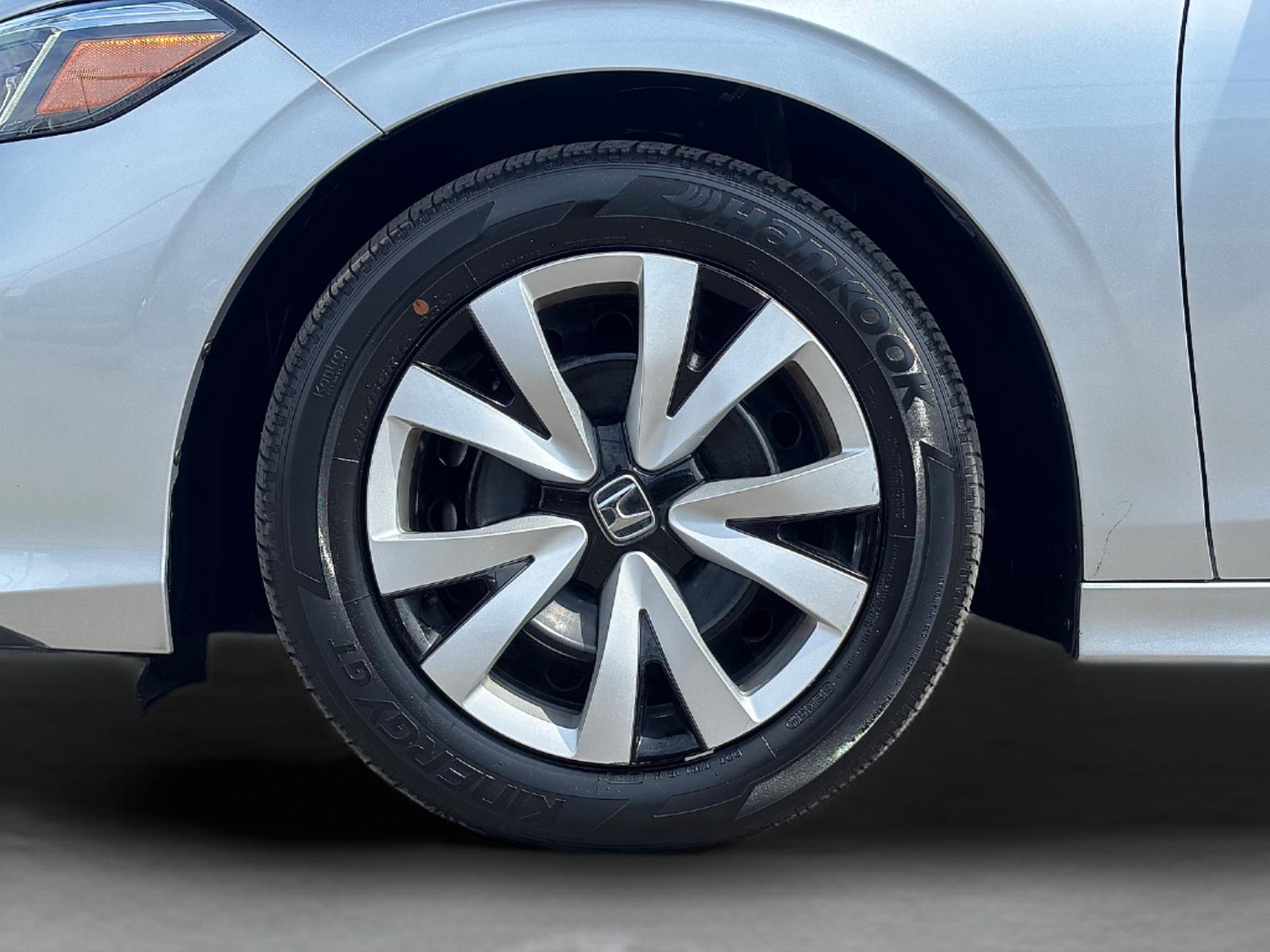 2025 Honda Civic LX - Photo 11