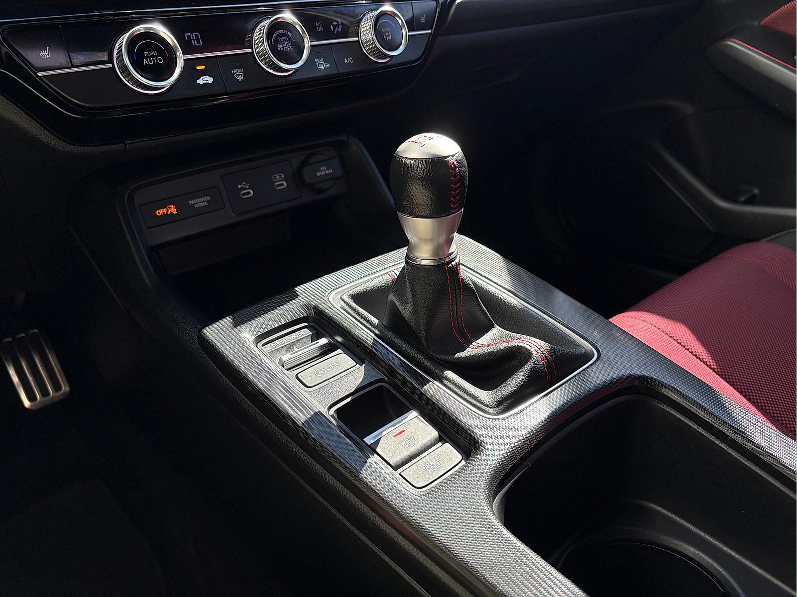 2025 Honda Civic Si - Photo 25