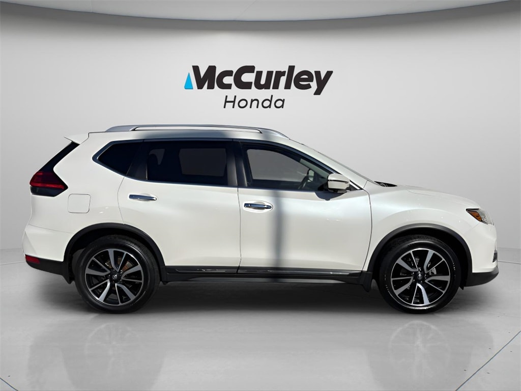 Certified 2017 Nissan Rogue SL SUV