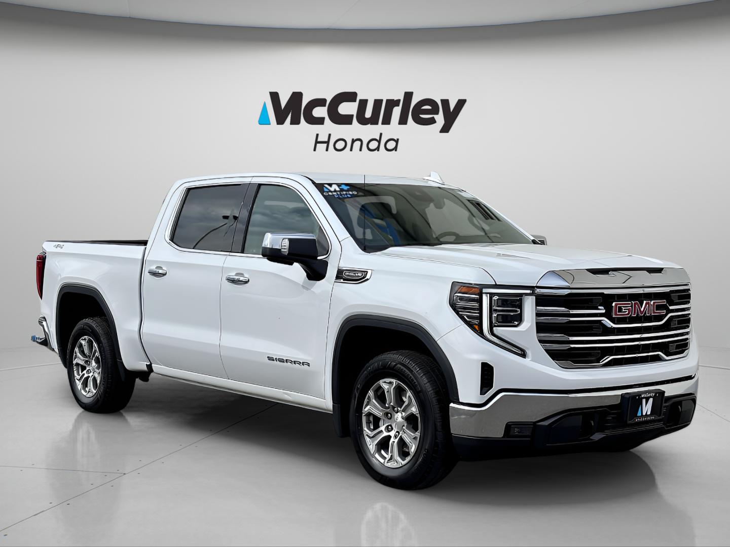 2024 GMC Sierra 1500 SLT