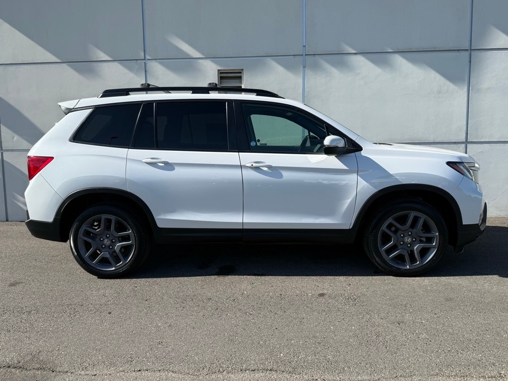 Certified 2022 Honda Passport EX-L with VIN 5FNYF8H55NB022018 for sale in Richland, WA