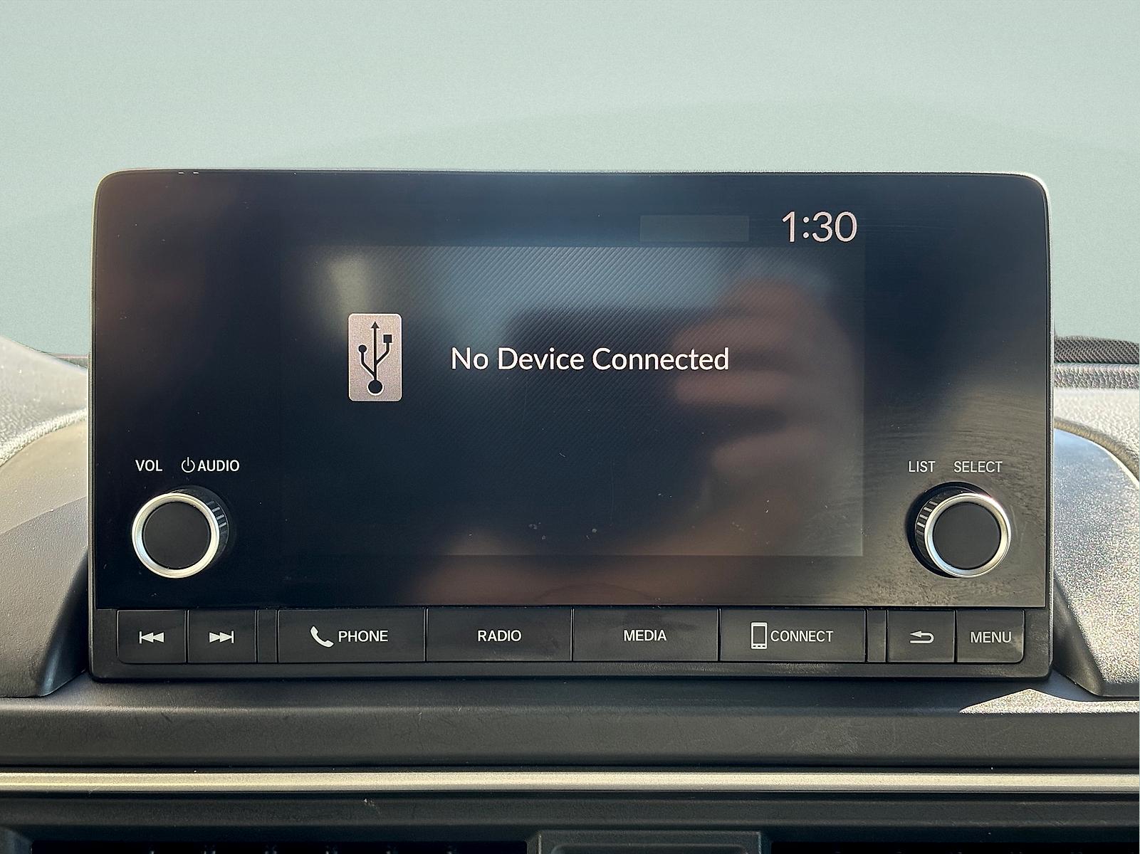 2023 Honda Pilot LX - Photo 19