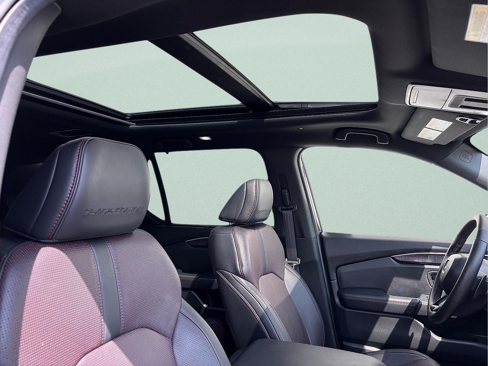 2025 Honda Pilot Black Edition - Photo 46