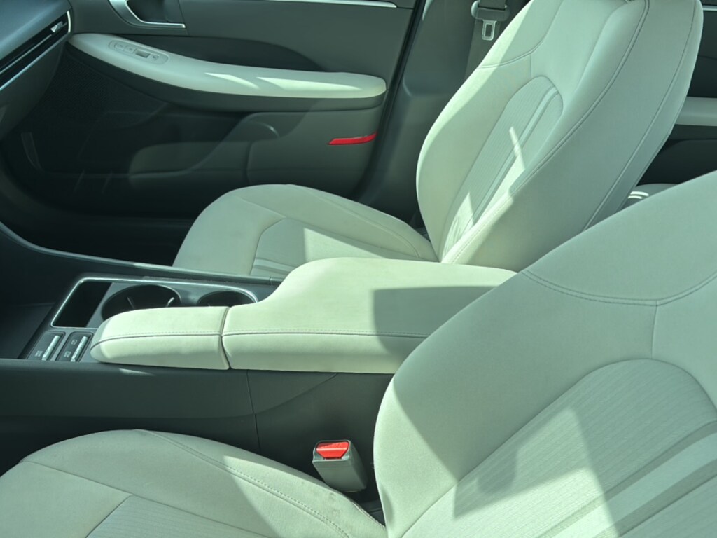 Used 2025 Hyundai Sonata SEL Sedan