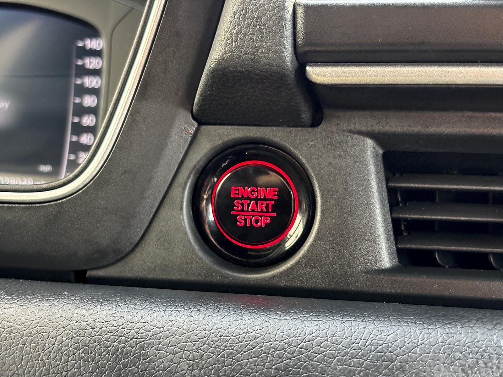 2025 Honda Pilot Black Edition - Photo 21